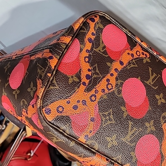 Louis Vuitton Neverfull MM Summer Collection Monogram Ramage Tote Bag - Picture 7 of 16